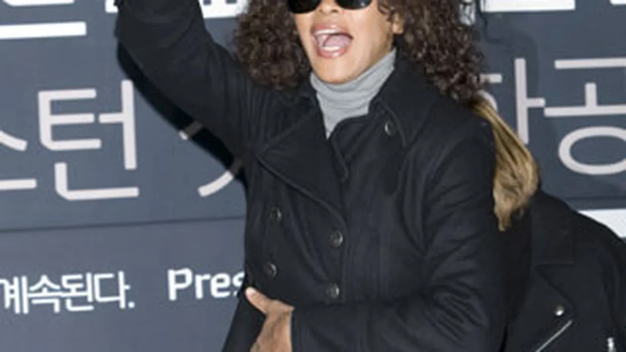 Whitney Houston refuza sa se interneze intr-un centru de reabilitare!