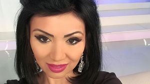 Bahmu îşi trăieşte a doua tinereţe! A petrecut la manele până la 5 dimineaţa cu o fosta asistentă TV!