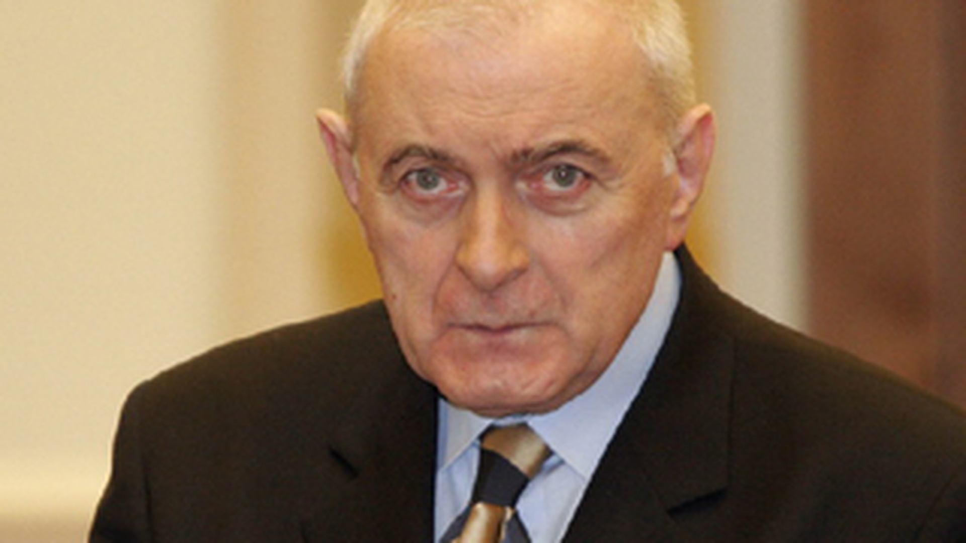 In Romania se traieste foarte bine! Se putea si mai rau - Adrian Vasilescu: "La criza din '29, profesorii nu si-au luat salariul un an de zile"
