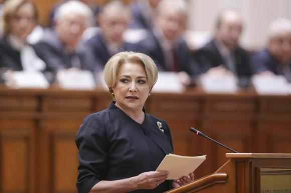 Viorica Dăncilă, prima femeie șef de Guvern din istoria României