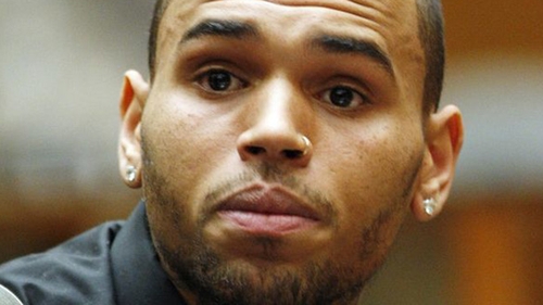 IMAGINEA cu care Chris Brown si-a scarbit admiratorii! Vezi unde i-a bagat limba iubitei sale