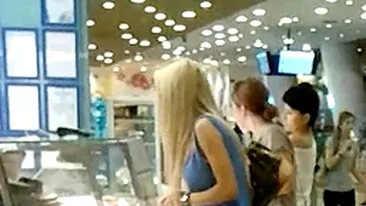 VIDEO Andreea Balan este insarcinata? Si-a strigat poftele in gura mare, intr-un mall! Vezi aici la ce a poftit!