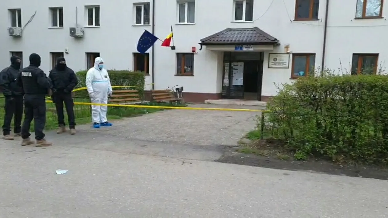 Scene de film de groază în Dâmbovița. O femeie a fost înjunghiată mortal, un bărbat se află în stare gravă