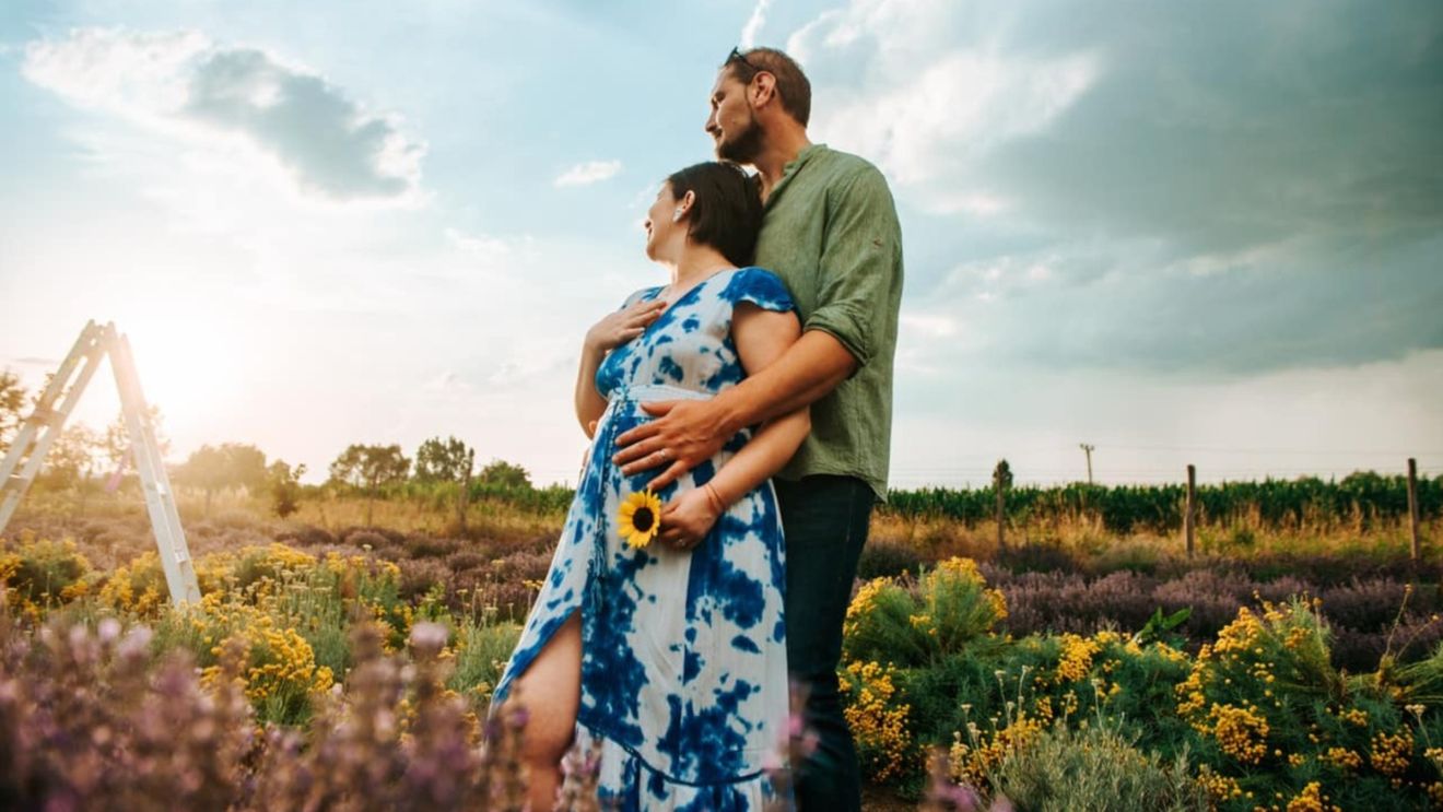 Prezentatoare TV, gravidă la 2 ani după ce a învins o boală nemiloasă. Primele imagini cu burtica ei