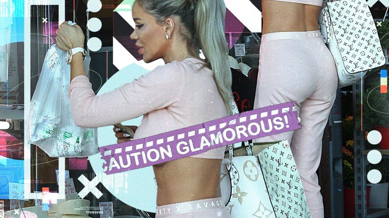 Bianca Drăgușanu s-a întins peste tejghea și...  bustul i-a evadat din bluzița strâmtă. Atenție, imagini +18