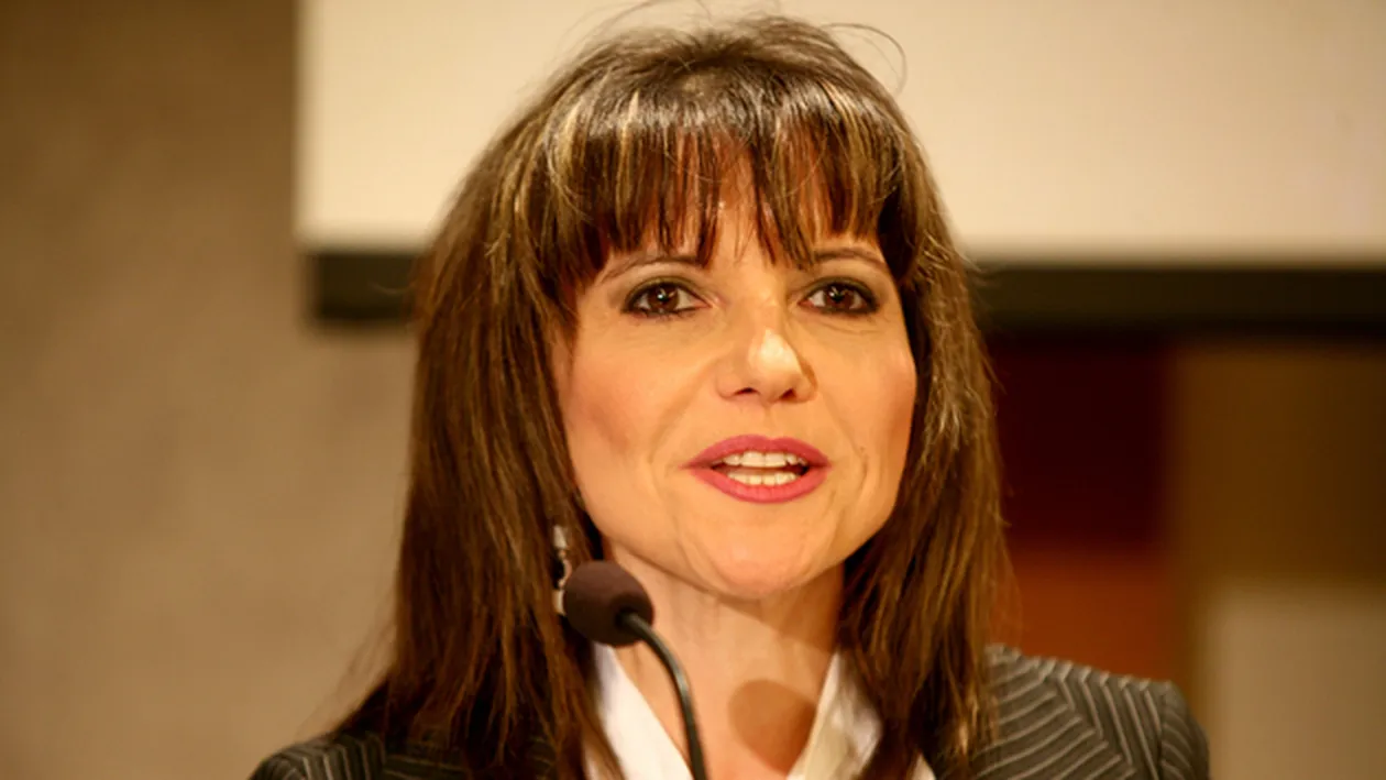 Razboi total intre o prezentatoare tv si fostul sot! Sterge cu el pe jos si ii aduce acuzatii grave! Totul se trage de la copii