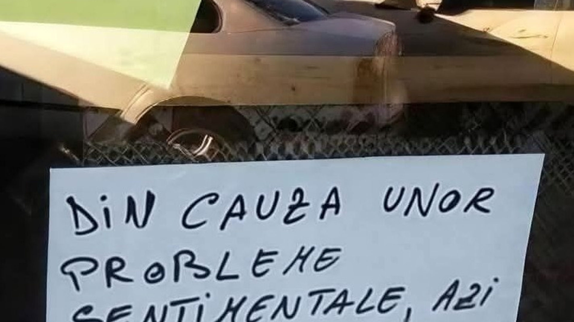 Mesajul VIRAL lipit pe ușa unui magazin din București: ”Din cauza unor probleme sentimentale, azi...”