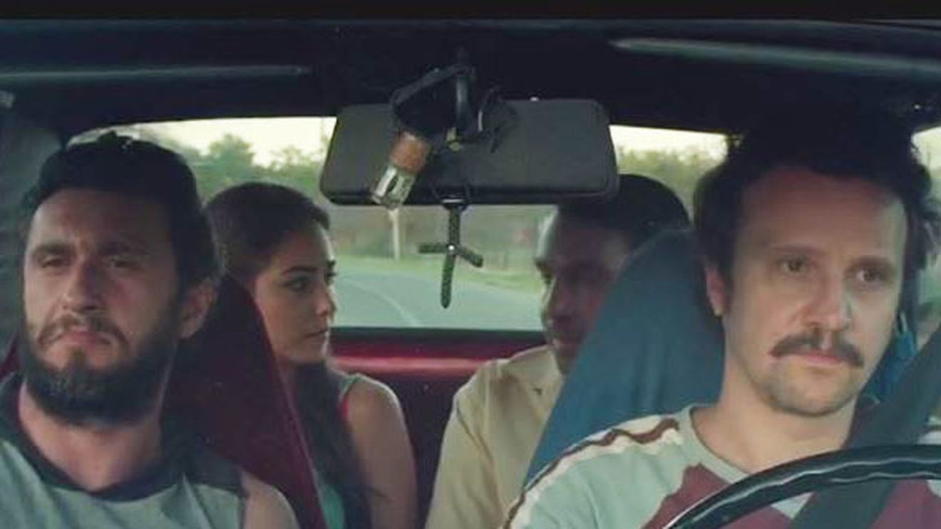 „Delia e şi bună!“ Reacţia lui Dragoş Bucur, când a auzit de cântăreaţă!