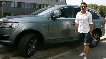 Iulian Miu a iesit la o runda de shopping cu iubita sa, care e cu 16 ani mai tanara! Cum arata fata care i-a sucit mintile