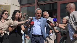 Gestul lui Călin Georgescu, după ce a fost trimis în judecată! Primele imagini: a refuzat orice declarație și...