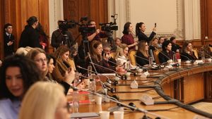 Comunicat: Primul și singurul studiu național dedicat femeilor între 40 și 65 de ani arată urgența unei acțiuni naționale privind femeile aflate la menopauză