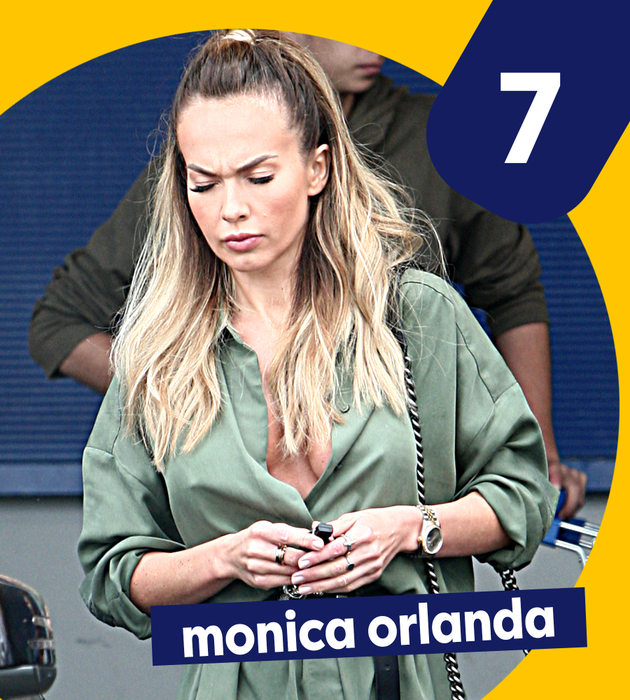 Top 40 sexy-vedete care nu poartă sutien pe stradă