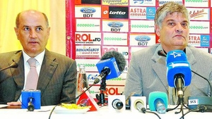 Ramane daca bate pe Steaua si pe Dinamo
