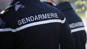 A fugit la amantă pe timpul carantinei și a dat nas în nas cu jandarmii. Un bărbat din Cluj s-a ales cu o amendă usturătoare