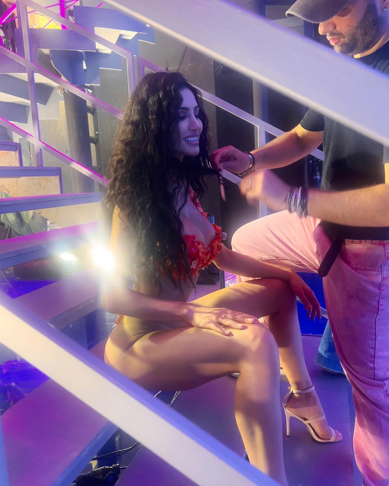 Andreea Sasu, în culisele emisiunii din Italia, Ciao Darwin/ Sursa foto: Instagram