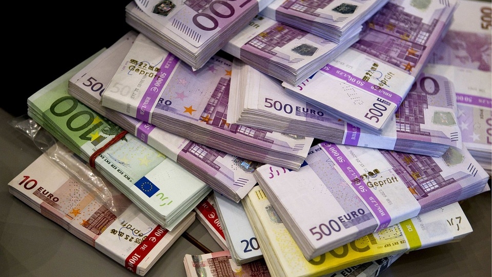 Curs valutar 20 iunie 2019. Euro a crescut din nou! Cât lei costă o monedă europeană