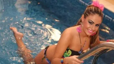 Data disparuta in tara, Madalina Secuianu a aparut intr-un club de noapte din Roma! Ce face acolo blonda pentru cativa euro!