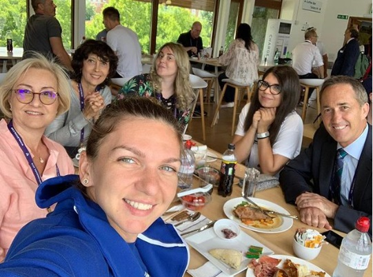 Darren Cahill a criticat-o dur pe Simona Halep după ce a pierdut în faţa Karolinei Pliskova şi a ratat calificarea în semifinalele Turneului Campioanelor