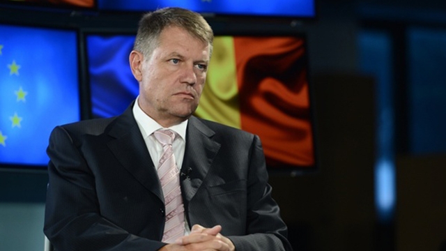 El este cel mai infocat sustinator al candidatului ACL la prezidentiale! “Poza lui Iohannis trebuie pusa pe tricolor!”