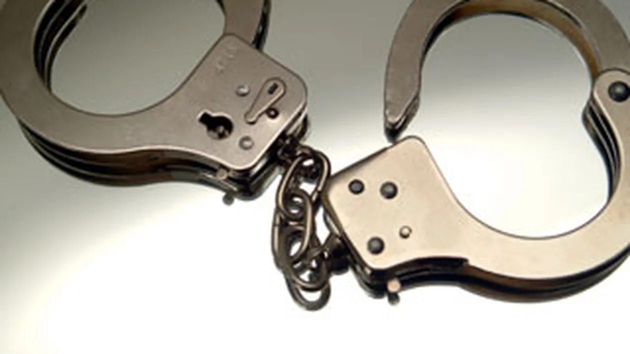 VIDEO Batranii bolnavi sunt obligati sa cerseasca pentru a supravietui!