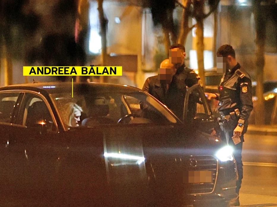 Bălanca și amicul ei, trași pe dreapta de Poliție (Foto: CANCAN.RO)