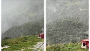 Fenomene meteo extreme: ninsoare în luna august, în România! Imaginile care te vor lăsa fără cuvinte
