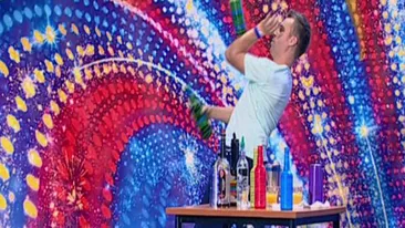 Arata foarte urat ceea ce ai pus pe masa acolo! Numarul de flair care i-a amuzat pe jurati