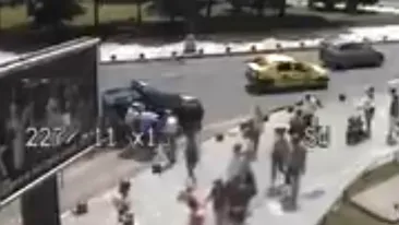 Scandal uriaș în București! Un bărbat a pierdut la păcănele și, de supărare, a bătut o femeie de pe stradă VIDEO