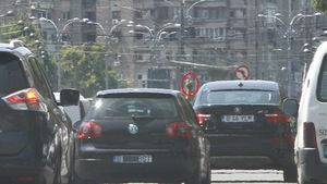 Imagini comice cu ”Sărmăluţă”, idolul FCSB-iştilor. Fotbalistul lui Gigi Becali mai tare decât Mr. Bean! Marţi seară, a înscris în meciul contra cehilor, dar a doua zi a ”dat-o-n bară”…