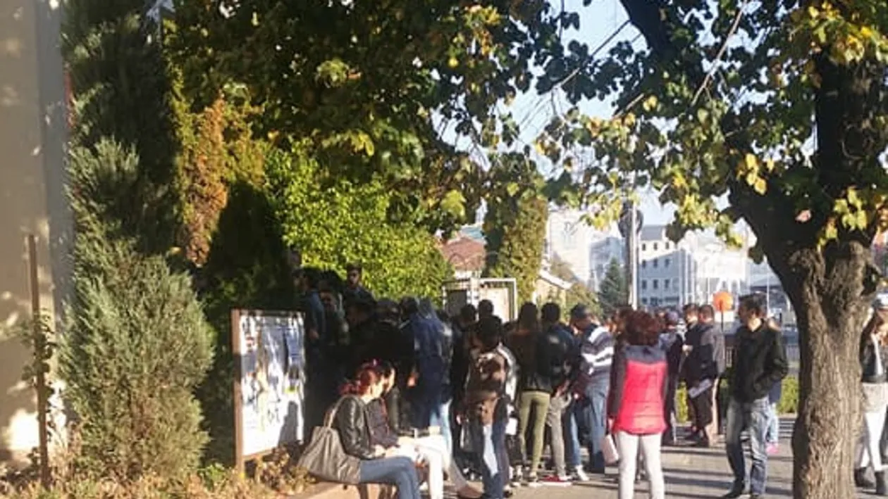 Surpriză maximă la Bursa Locurilor de Muncă de la Craiova: 1.400 de locuri, 550 de candidaţi, un singur om angajat. Ce meserie are