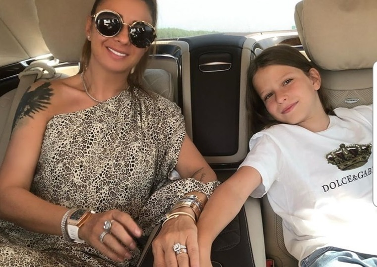 Cum s-au îmbrăcat vedetele la petrecerea Pro TV de lansare a grilei de toamnă. Anamaria Prodan i-a lăsat pe toți cu gura căscată