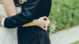 S-a căsătorit în mare secret! Influencerița implicată în scandalul momentului a spus „Da!” la starea civilă. Primele imagini de la eveniment