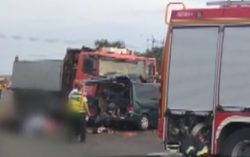 Ce făcea soția șoferului care a provocat accidentul din Ungaria, chiar în timpul tragediei!