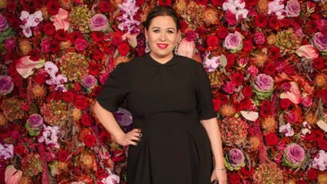 Oana Roman, vacanta de neuitat! Uite cum s-a pozat vedeta alaturi de sotul ei si fiica lor