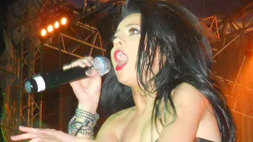 Imaginea asteptata de intreaga planeta! Inna, TOPLESS intr-o revista din Spania! Fanii sunt in delir