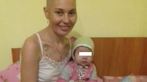 Sfâşietor! De Crăciun cinci fetiţe din Vaslui îşi vor conduce mama pe ultimul drum! În urmă cu câteva zile, femeia cerea disperată ajutor