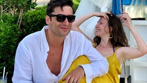 Adela Popescu face eforturi pentru a scăpa de kilogramele acumulate în cea de-a doua sarcină. Cum se întreține vedeta