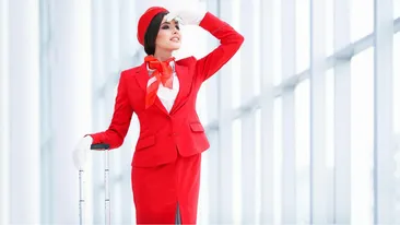 Nu e banc! Ce salariu are o stewardesă de la Wizz Air acum, în ianuarie 2025