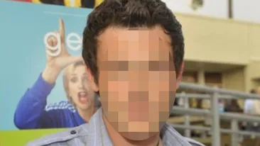 A murit. A fost gasit fara suflare in camera de hotel Toti fanii il plang si il regreta. Nimanui nu-i vine sa creada