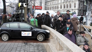 Google Street View va spioneaza