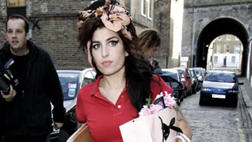 Dan Negru, despre moartea prematura a lui Amy Winehouse: Drogul e modalitatea prin care Dumnezeu iti spune ca ai prea multi bani