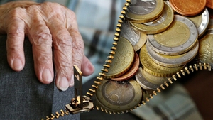 Veste nesperată pentru pensionarii cu venituri mici! Ce se întâmplă cu pensiile lor