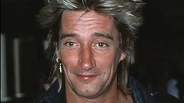 Rod Stewart a fost dependent de steroizi! Artistul nu a renuntat inca la viciu!