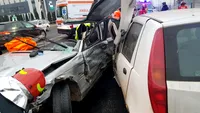 Grav accident în Cluj. Trei mașini implicate, un bărbat încarcerat a suferit mai multe traumatisme