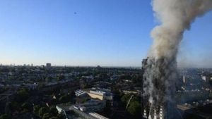 Cea mai faimoasă amantă din România, ”captivă” în… iadul de la Londra:”E dezastru… Am văzut oameni aprinşi! O femeie a sărit de la etaj…”