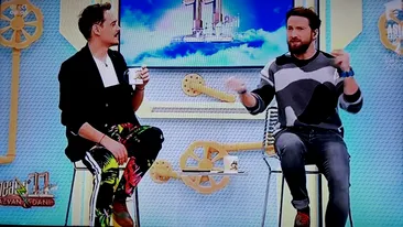 Dani Oțil a făcut mișto de Răzvan Simion în direct, la TV! Cum s-a îmbrăcat prezentatorul pentru matinalul de la Antena 1