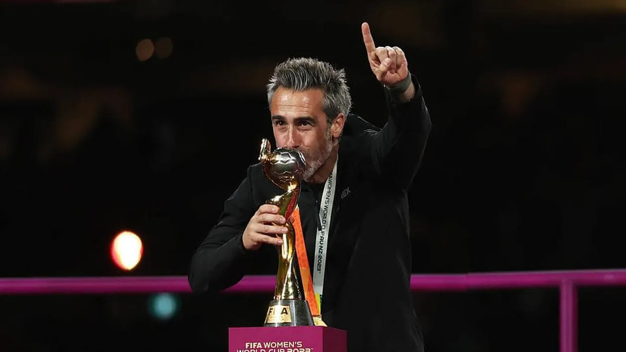 Un nou gest scandalos dat în vileag la naționala de fotbal feminin a Spaniei. Ce a făcut antrenorul imediat după ce echipa a marcat în finală