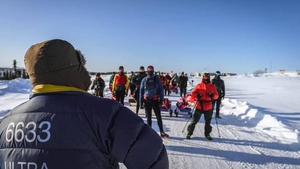 Tibi Uşeriu este pe primul loc în cel mai greu maraton de pe planetă, "6633 Arctic Ultra"!