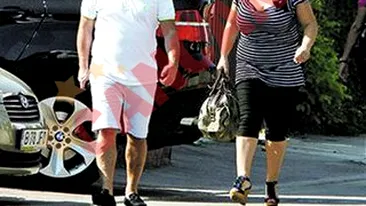 Ii e rusine cu sotia?