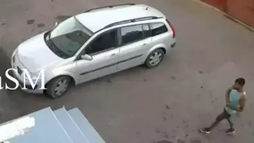 Un tânăr din Satu Mare a furat mașina unui livrator și a vândut-o cu 600 de euro. Ce a pățit imediat după